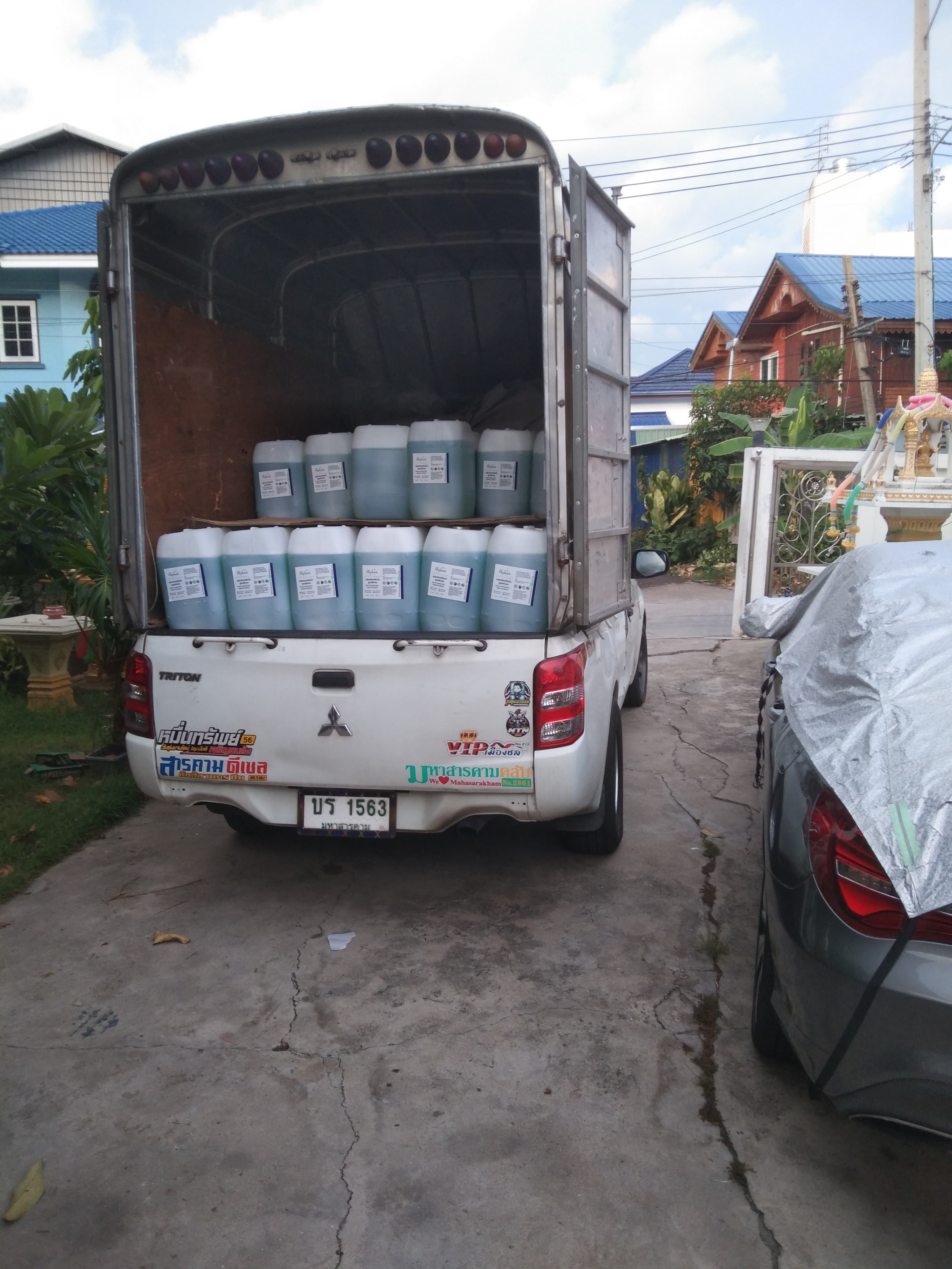 รถรับจ้างบริการขนย้ายสินค้า รวดเร็วทันใจ สินค้าปลอดภัย